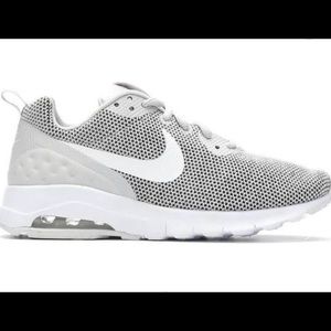 Nike Women Air Max Motion LW Sneakers (Grey/White)